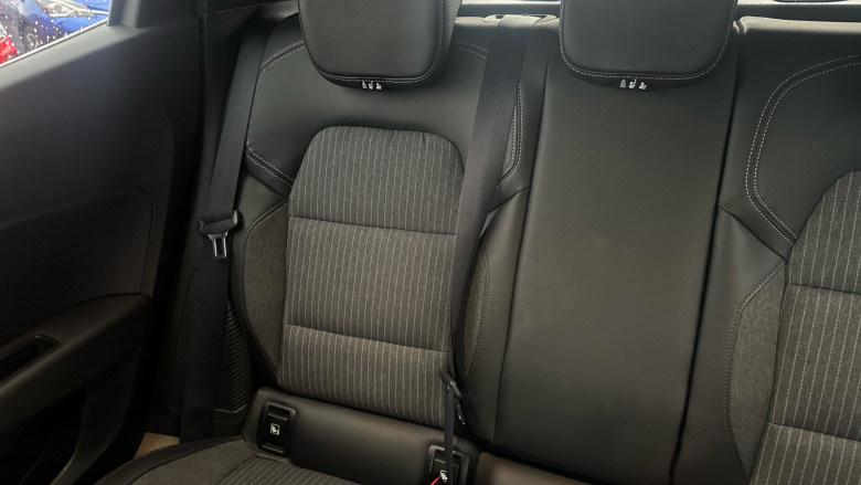 Renault Clio 1.6 E-TECH full hybrid 145 Techno 5dr Auto Hybrid Hatchback